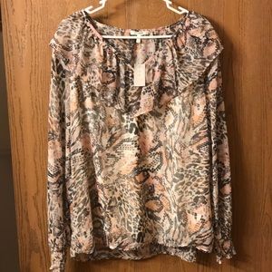 NWT Women’s blouse